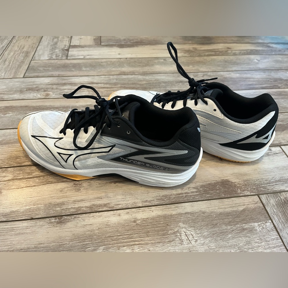 Mizuno Thunder Blade Men's Athletic Shoes in Black, White, and Gray